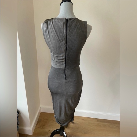 Alice + Olivia “Air” Draped Mesh Bodycon Midi Dress Size Small Gray Silver - Picture 5 of 8